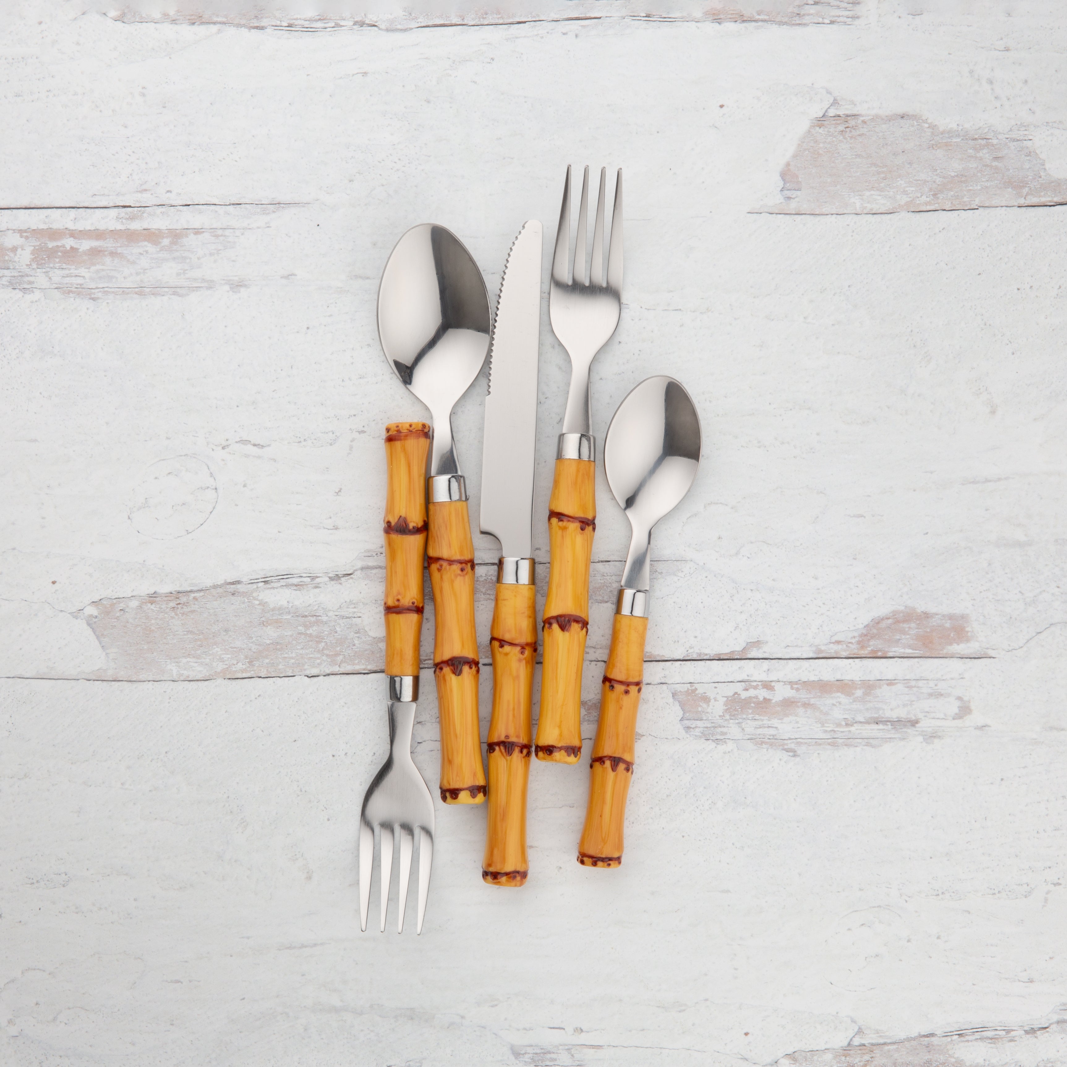 Thekbunny Bamboo Handle 20 Piece Flatware Set