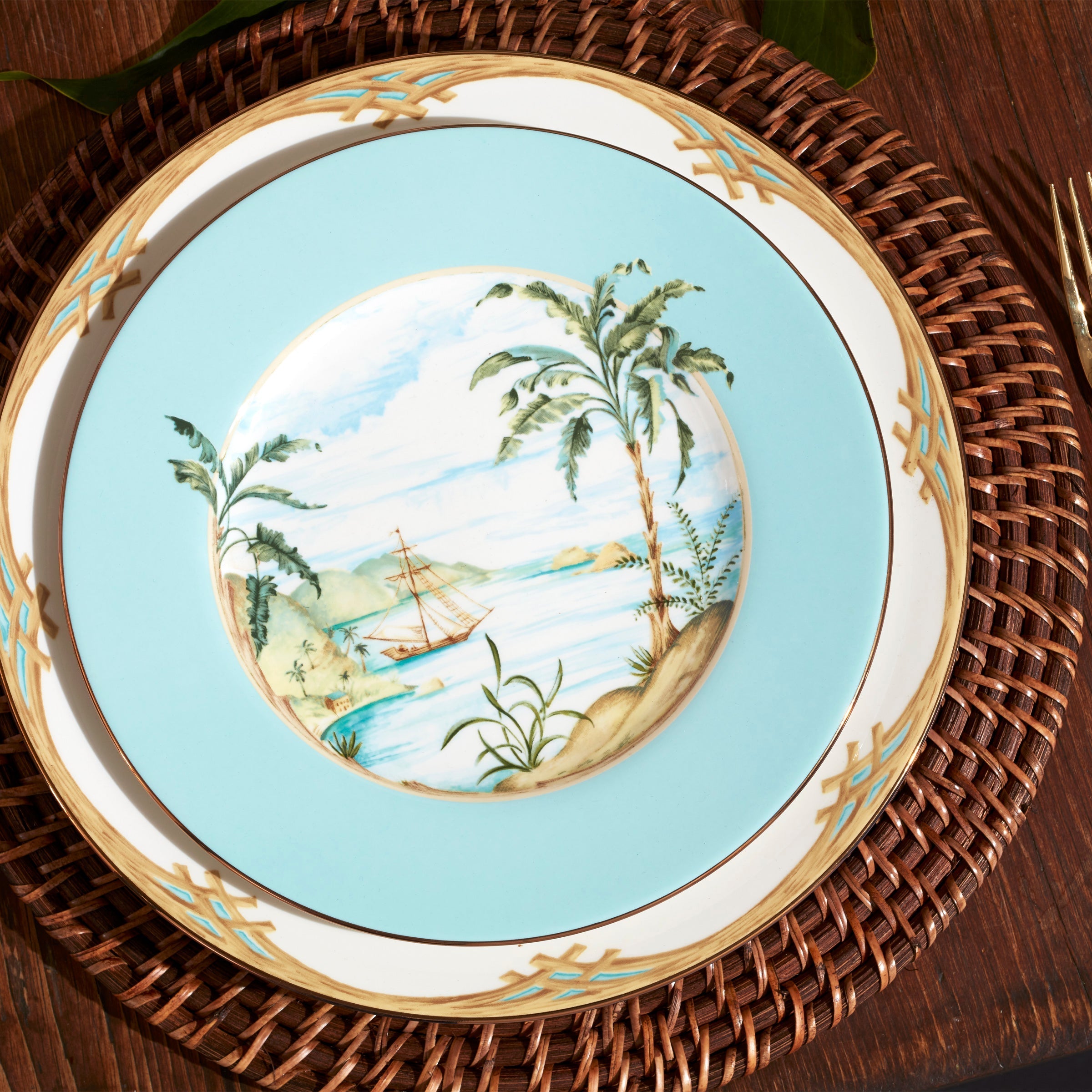 Thekbunny British Colonial Tradewind Accent Plate