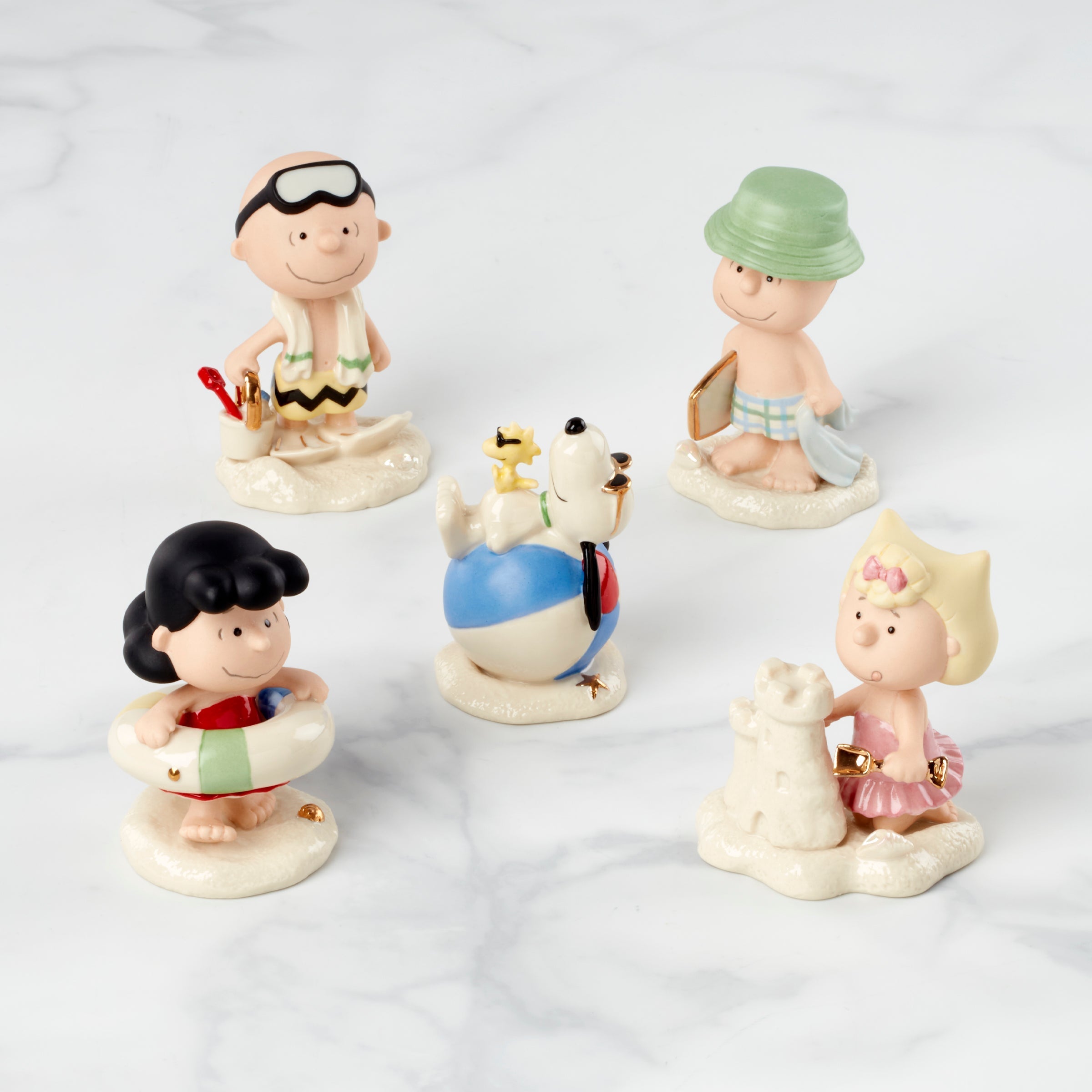 Thekbunny Peanuts 5-Piece Beach Party Figurine Set