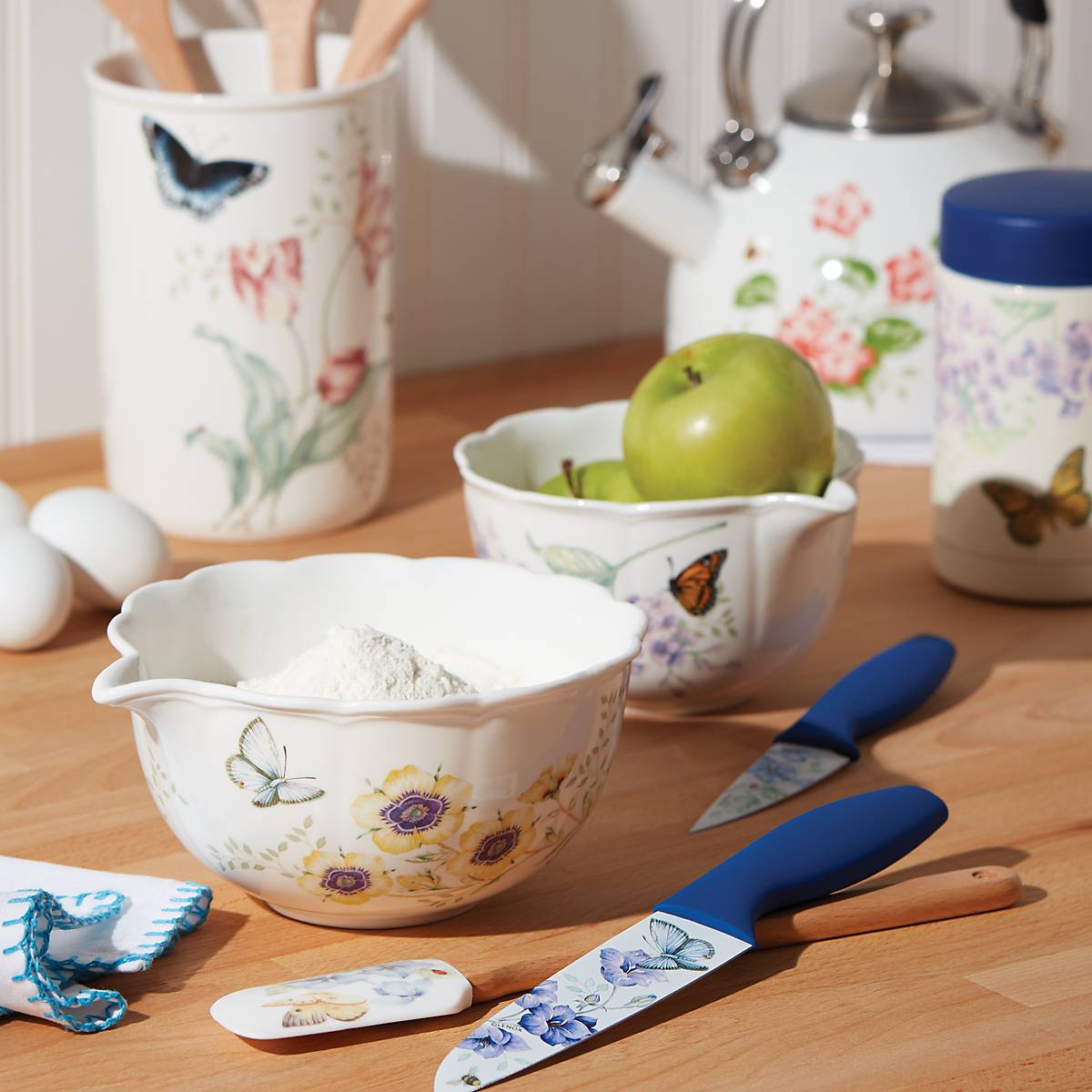 Thekbunny Butterfly Meadow 2-Piece Nesting Bowl Set