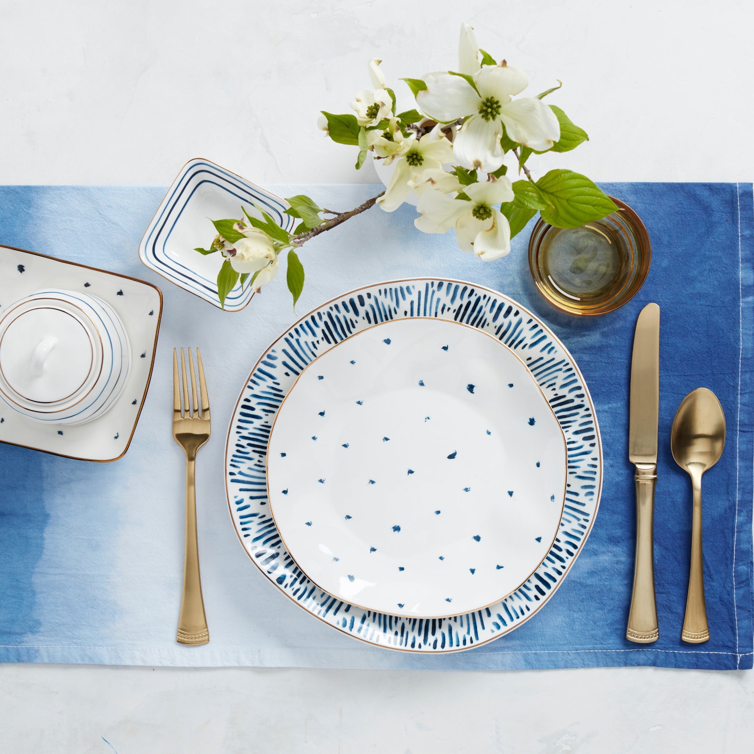 Thekbunny Blue Bay 12-Piece Dessert Set