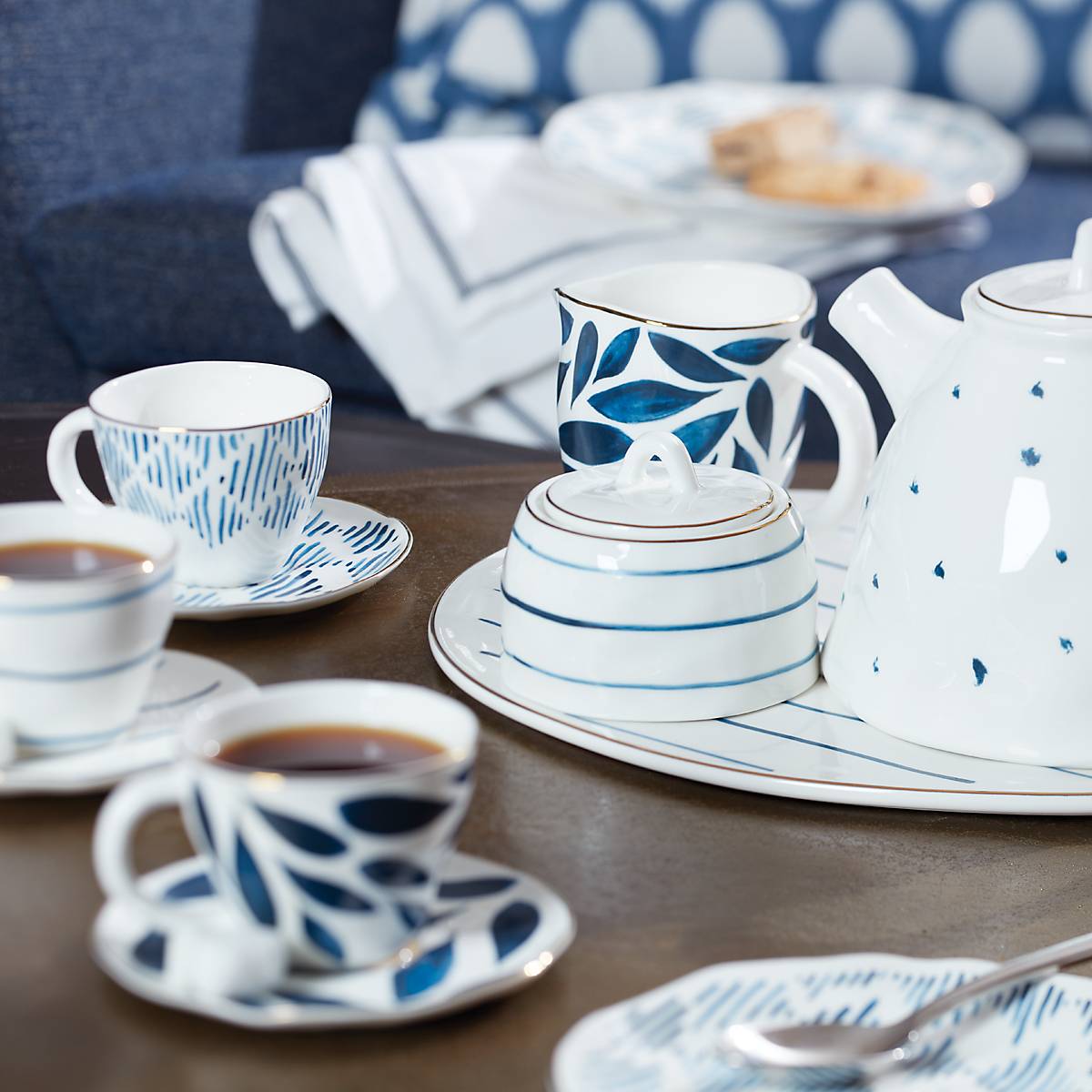Thekbunny Blue Bay 8-Piece Espresso Cup & Saucer Set