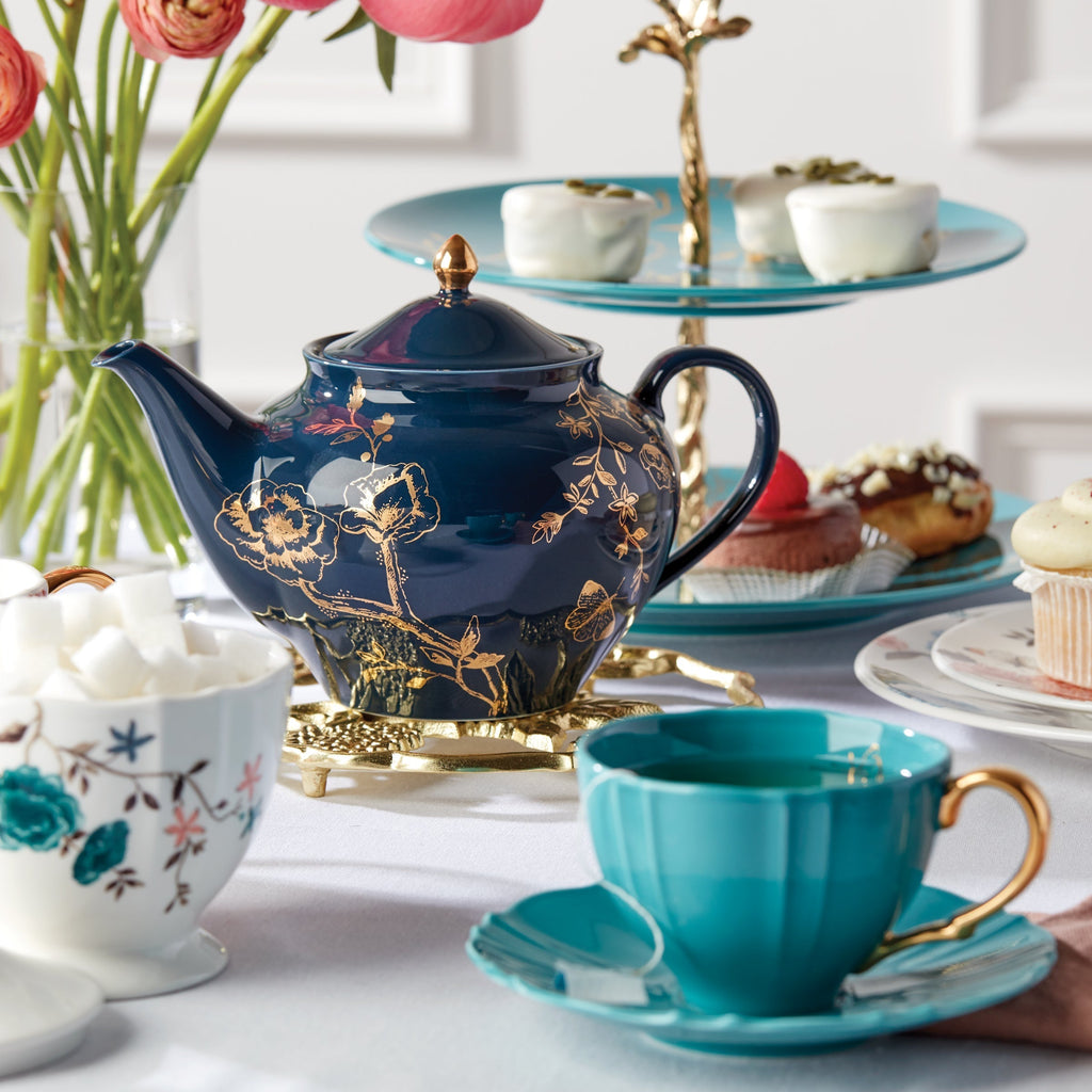 Thekbunny  Sprig & Vine Teacup & Saucer - Navy