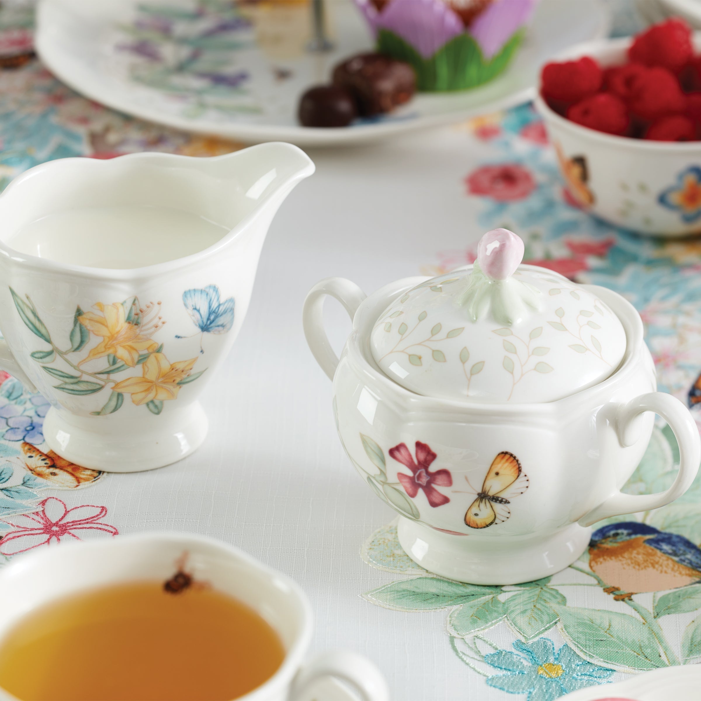 Thekbunny Butterfly Meadow 7-Piece Tea Set