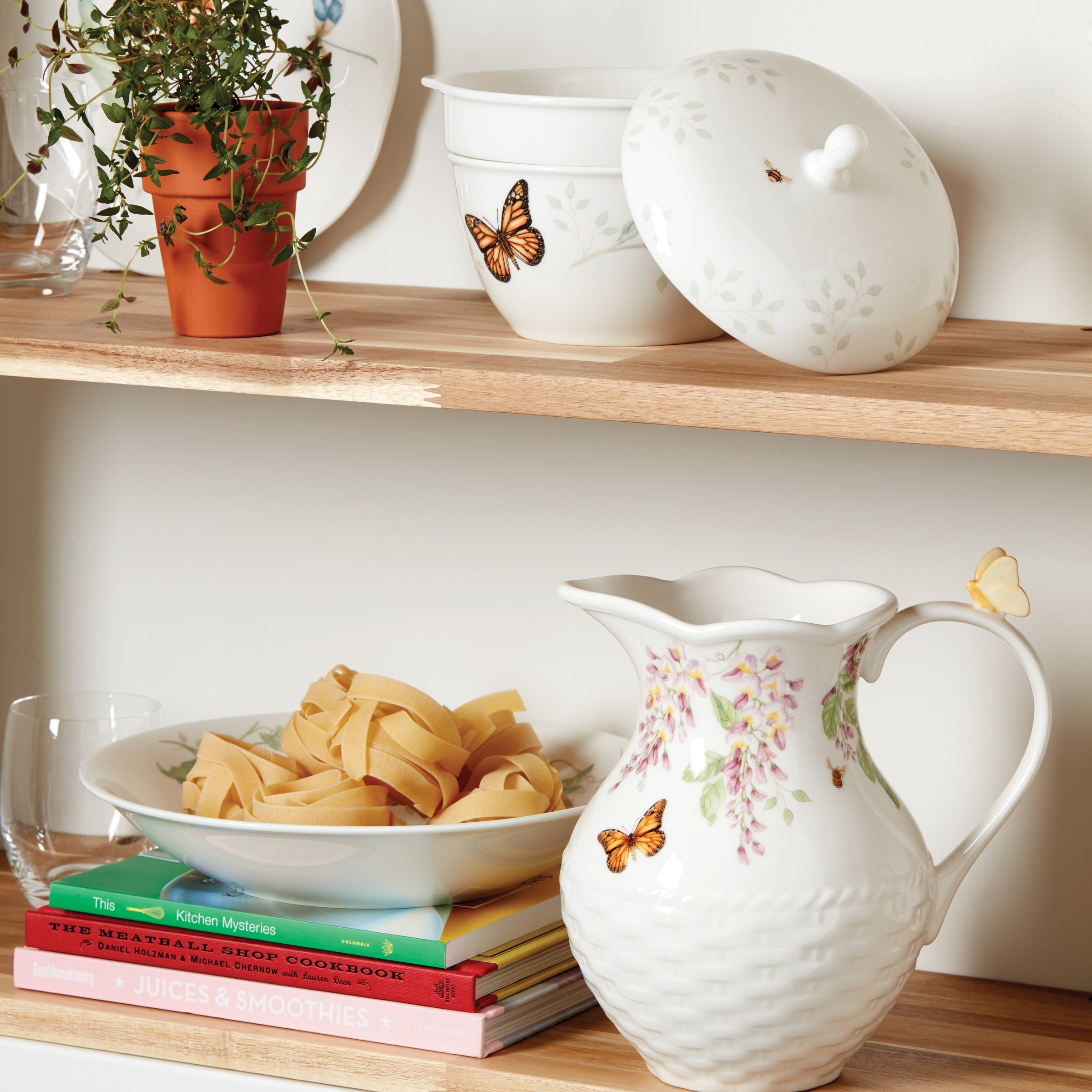 Thekbunny Butterfly Meadow 3-Piece Stackable Bowl Set