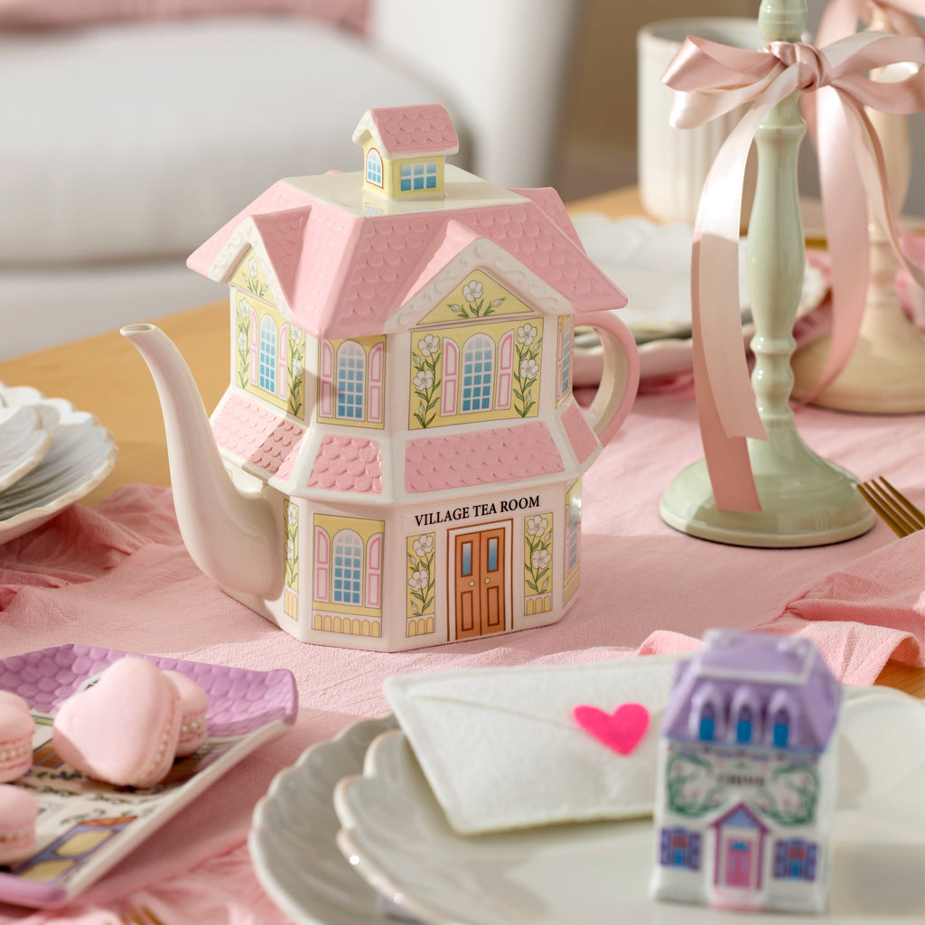 Thekbunny Spice Village Teapot