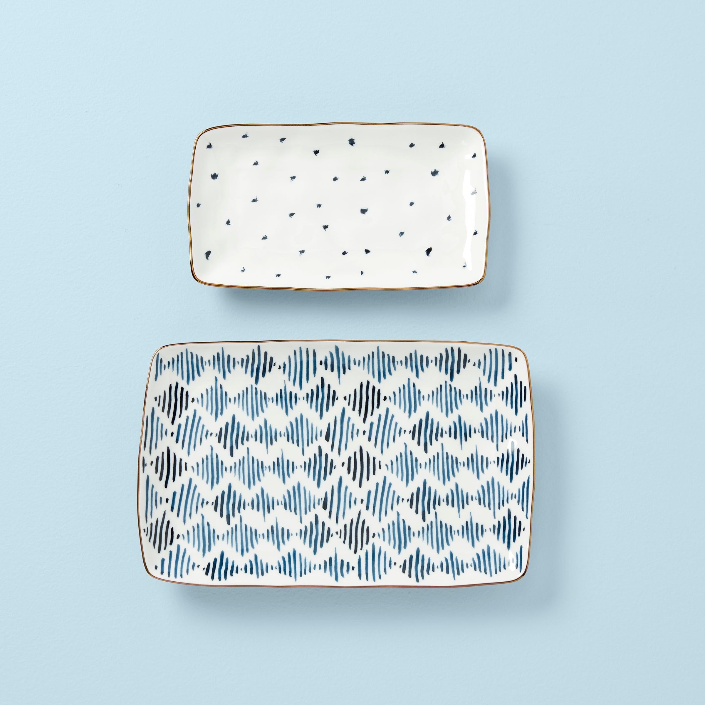 Thekbunny Blue Bay 2-Piece Nesting Platter Set