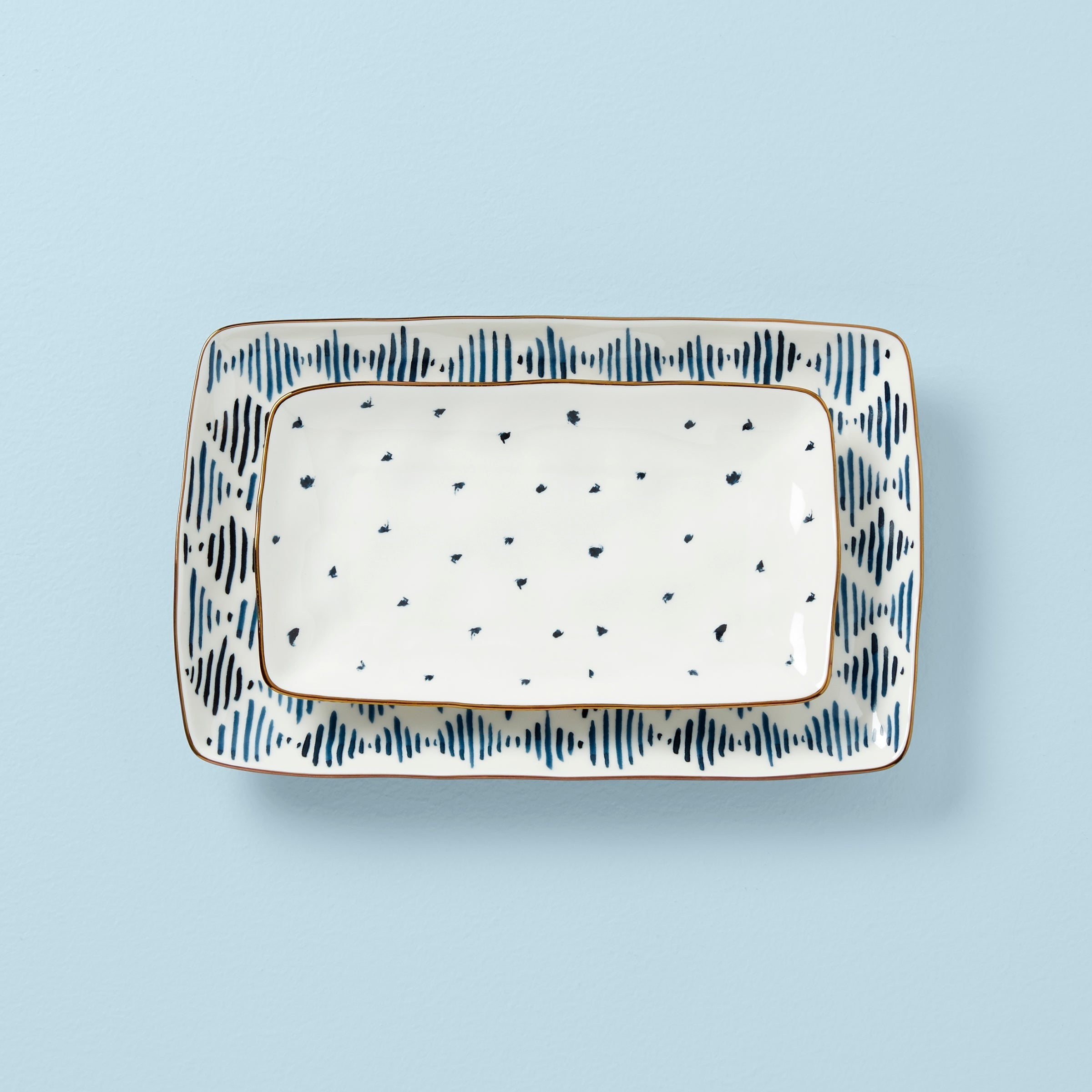 Thekbunny Blue Bay 2-Piece Nesting Platter Set