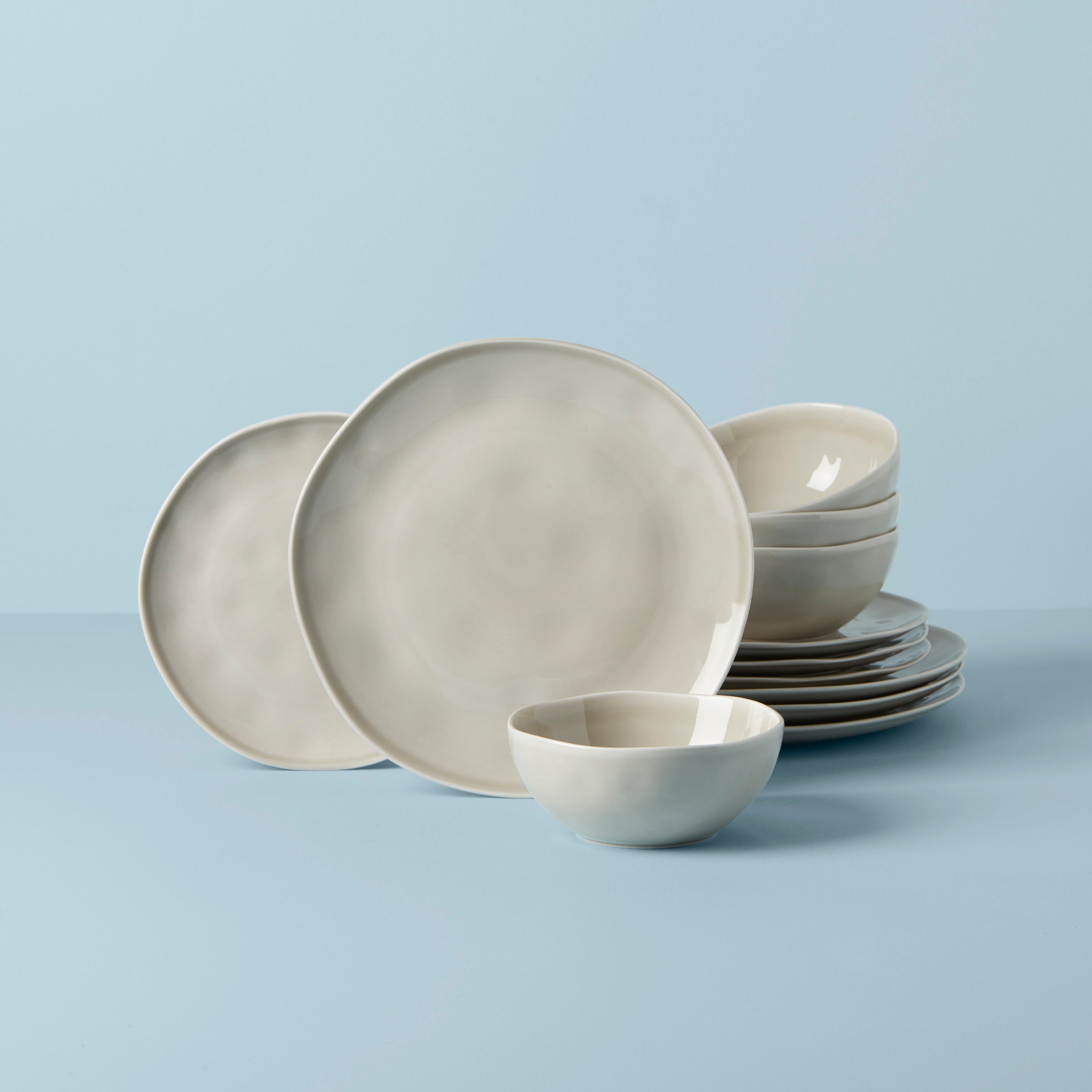 Thekbunny Bay Colors Grey 12-Piece Dinnerware Set