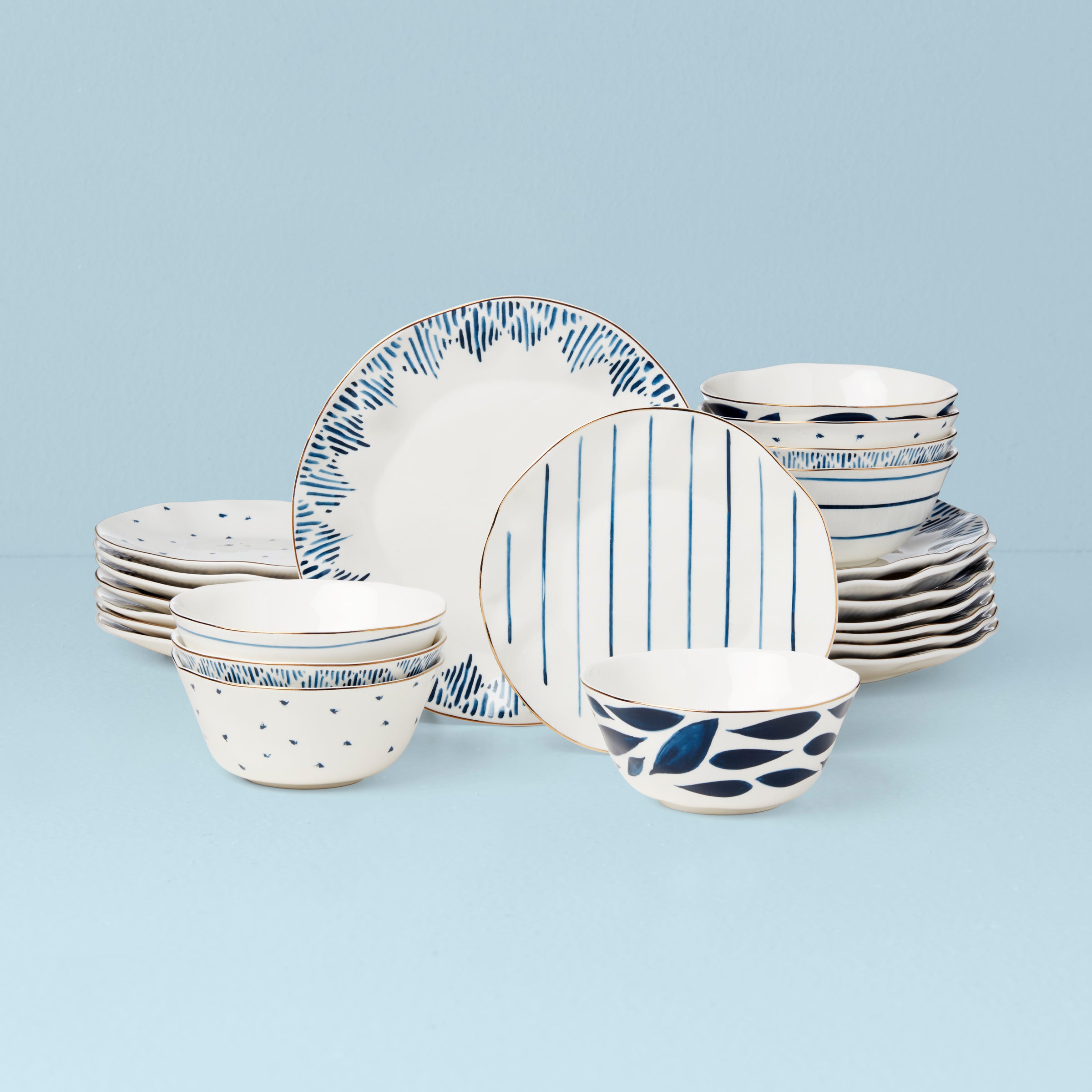 Thekbunny Blue Bay 24-Piece Dinnerware Set