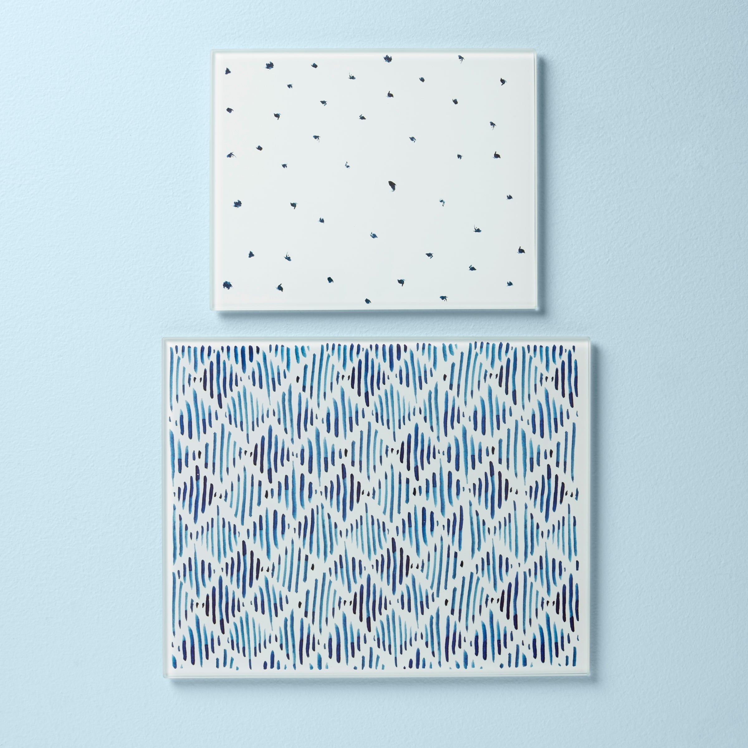 Thekbunny Blue Bay 2-Piece Glass Cutting Board Set