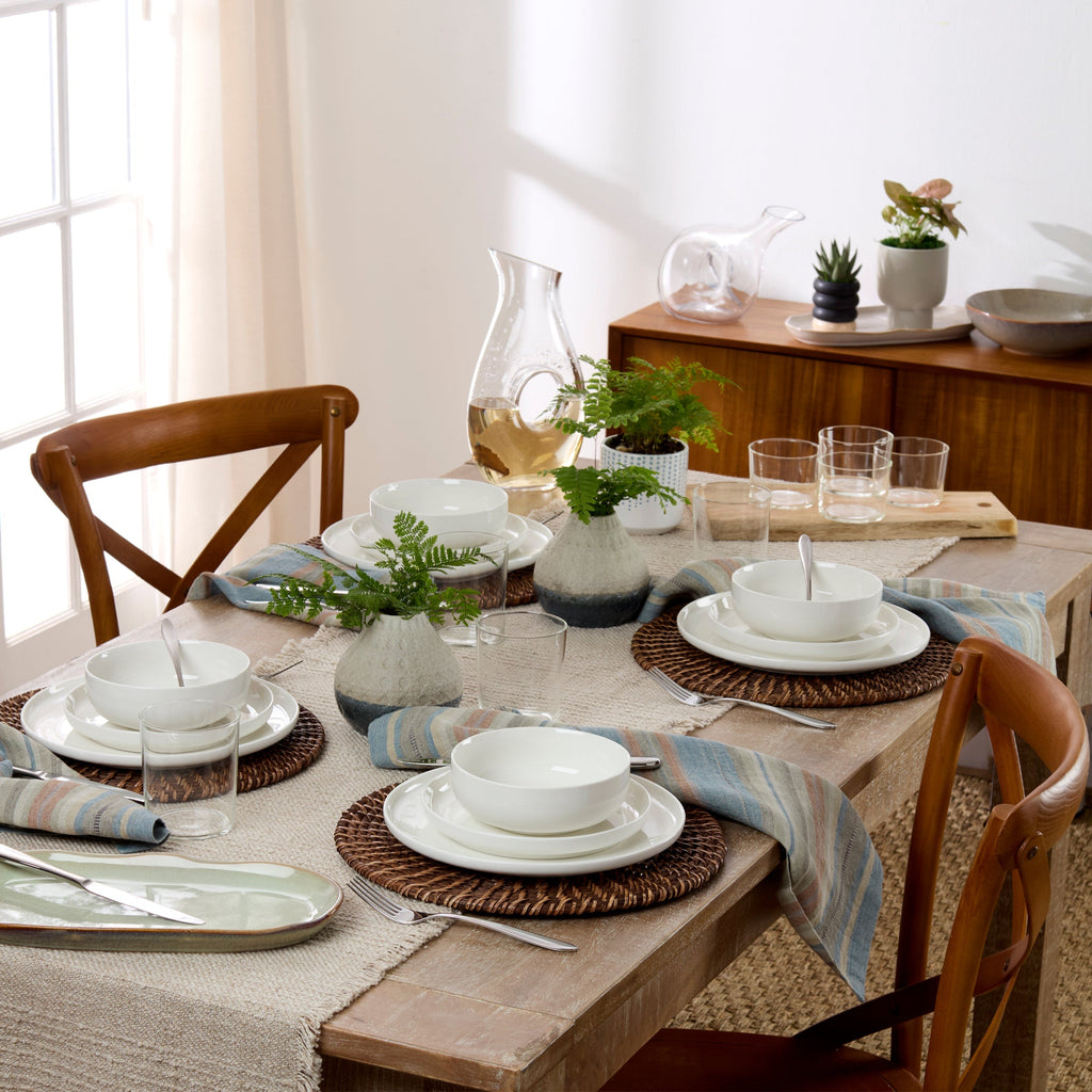 Thekbunny 24 Seven White 12-Piece Dinnerware Set