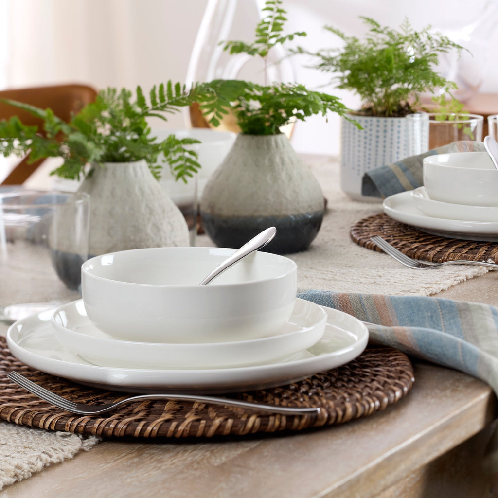 Thekbunny 24 Seven White 12-Piece Dinnerware Set