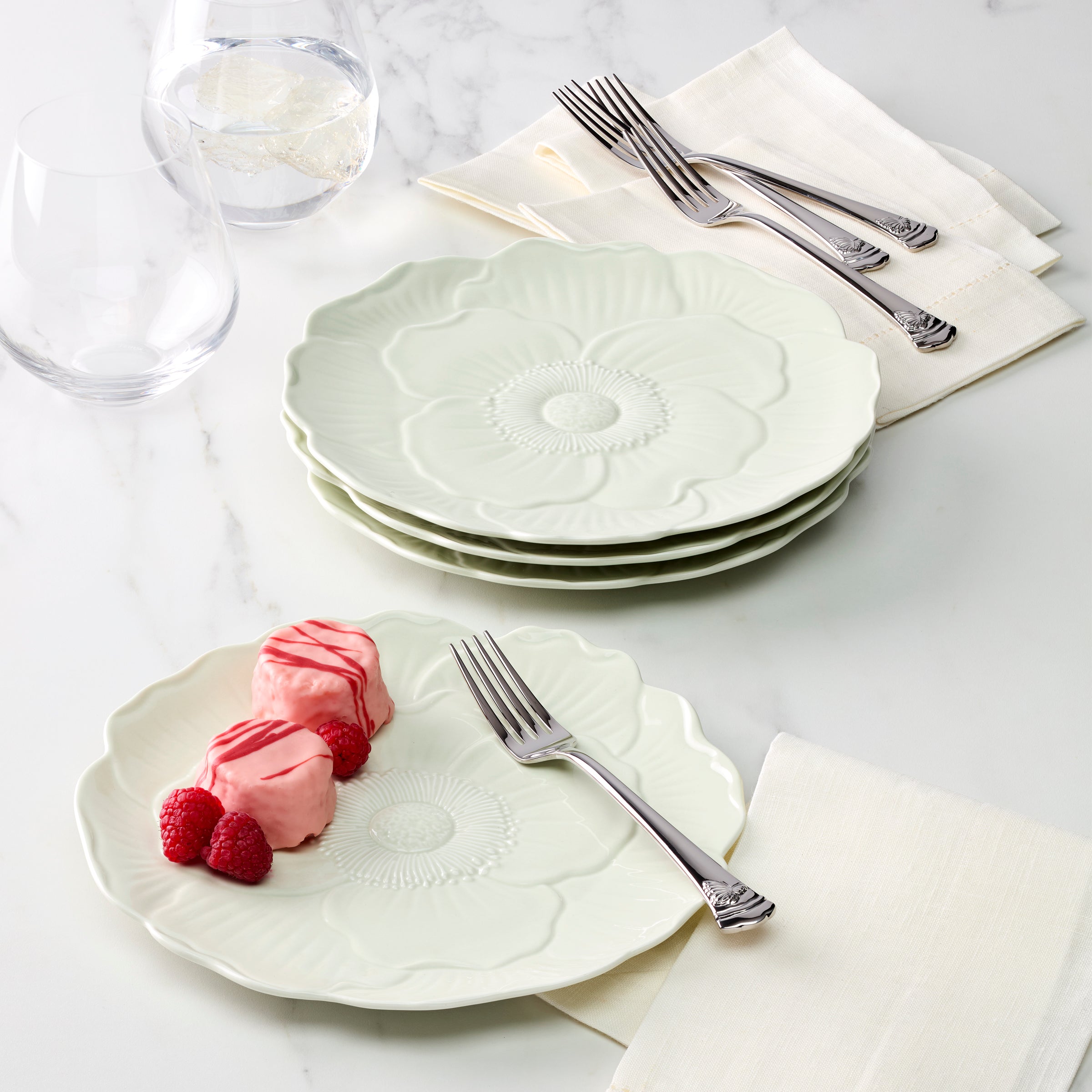 Thekbunny Butterfly Meadow Floral Green Accent Plates - Set of 4