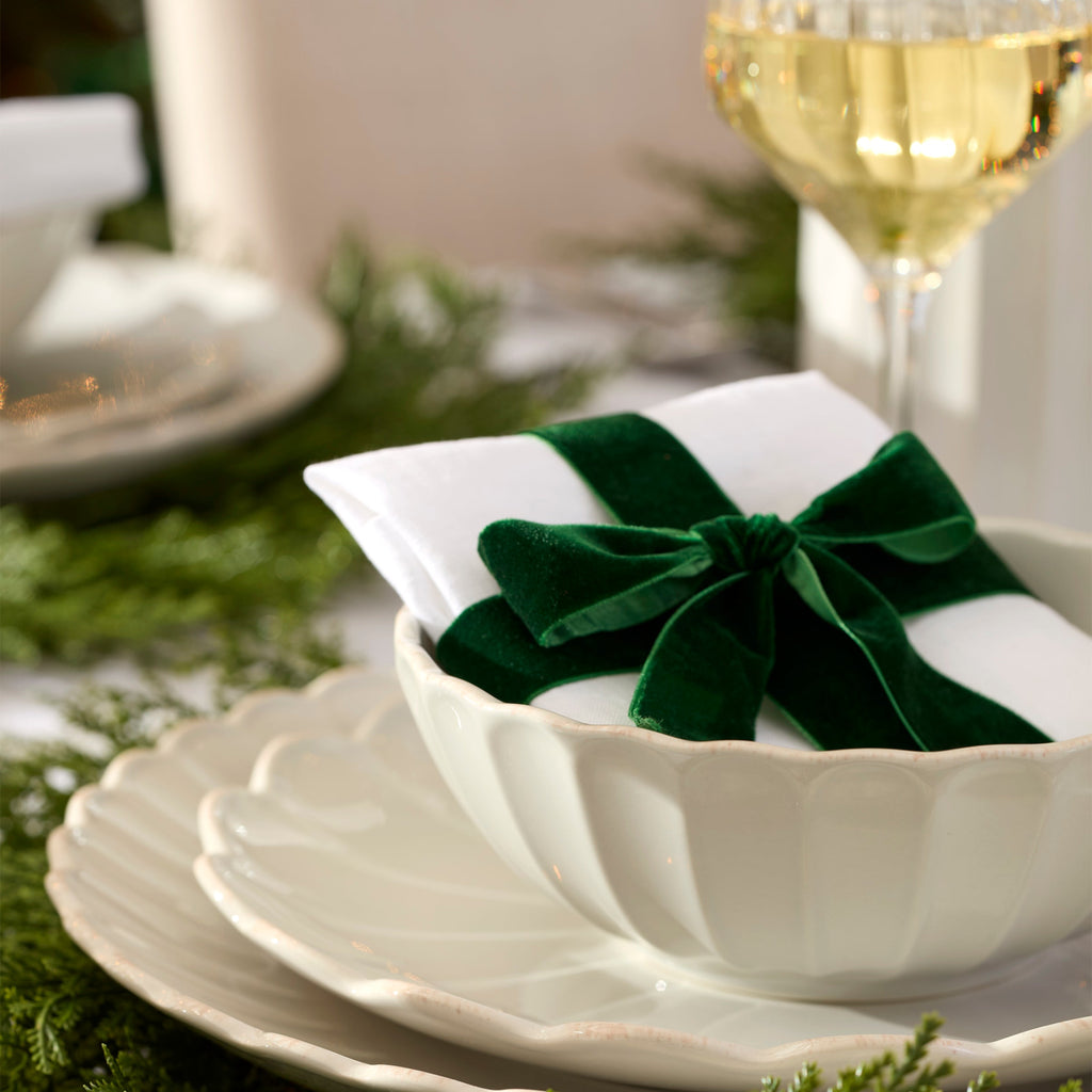 French Perle Scallop Dinner Plates - Set of 4