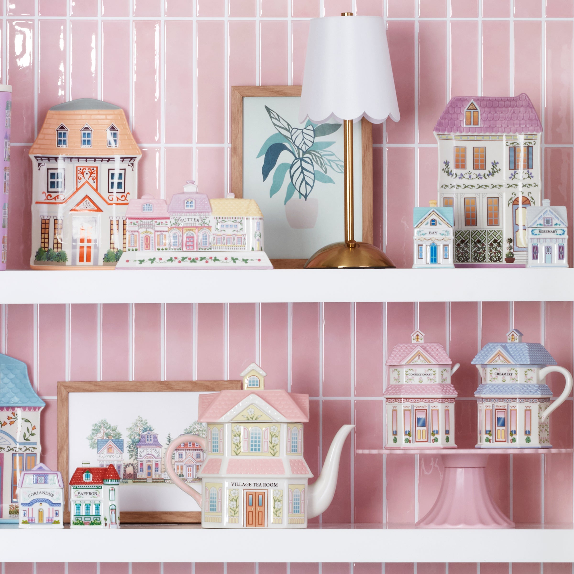 Thekbunny Spice Village Teapot