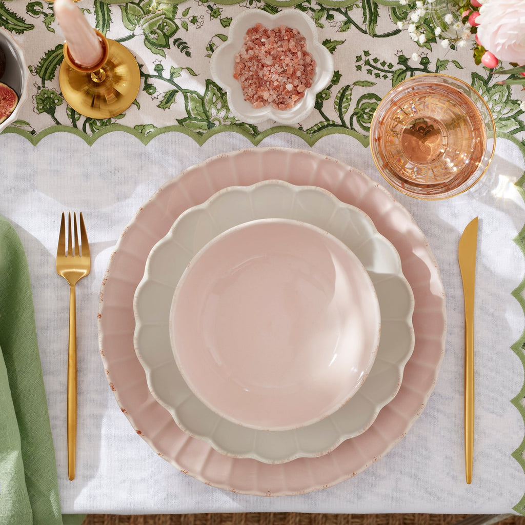 Thekbunny French Perle Scallop Blush 12-Piece Dinnerware Set