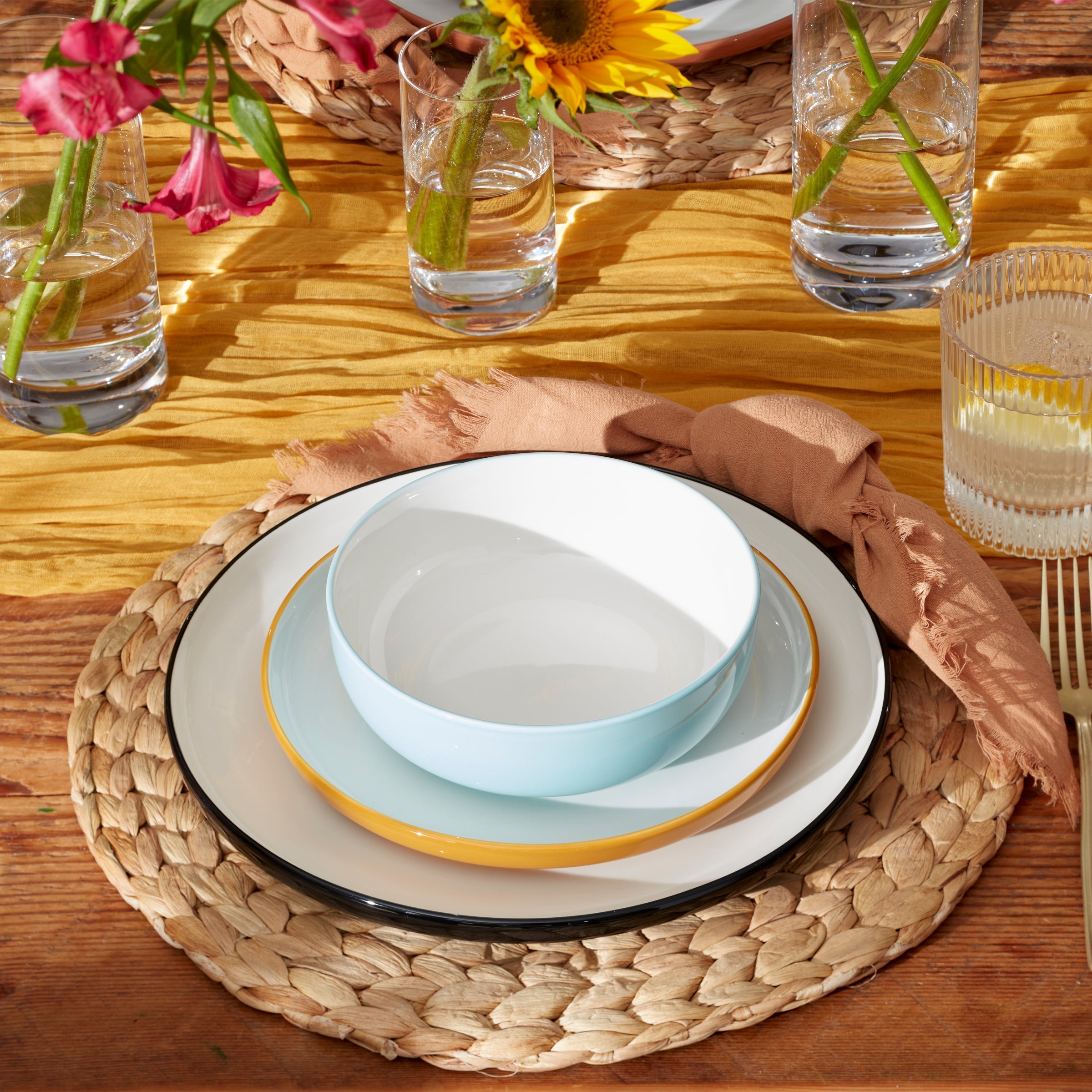 Thekbunny 24 Seven Colors Sunbaked 12-Piece Dinnerware Set
