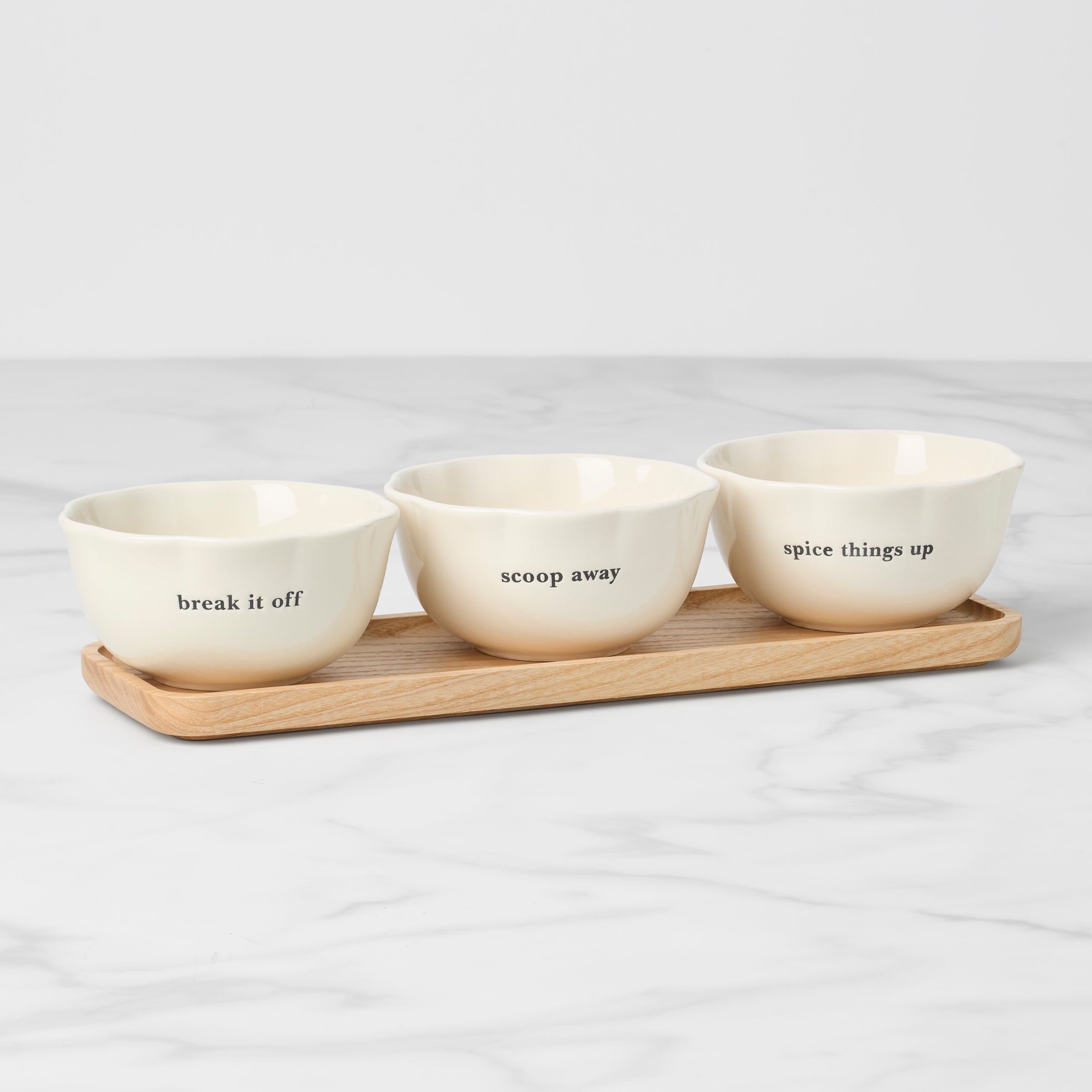 Thekbunny What A Treat 3-Piece Dip Bowls with Tray Set