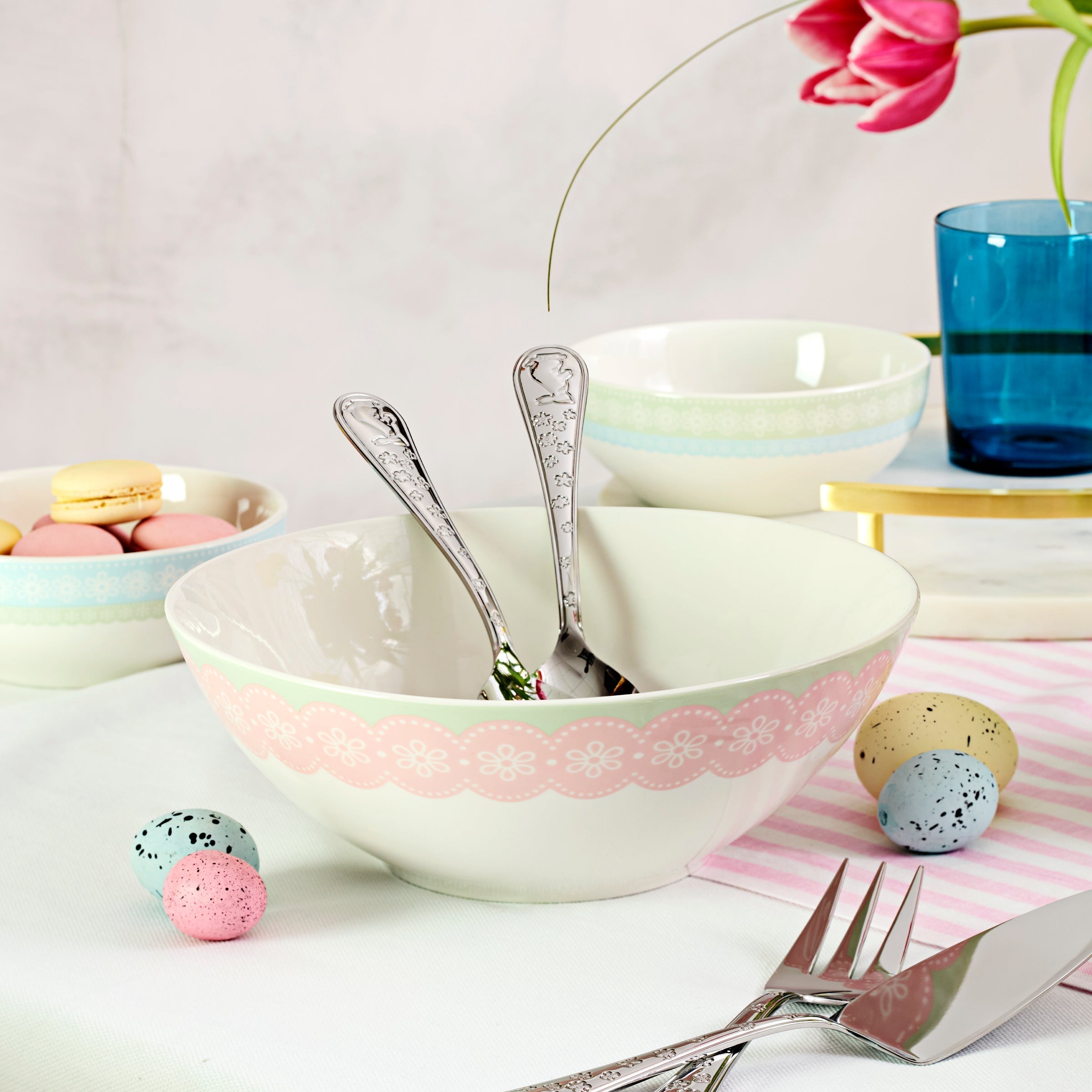 Thekbunny Bunny Hop Serving Bowl