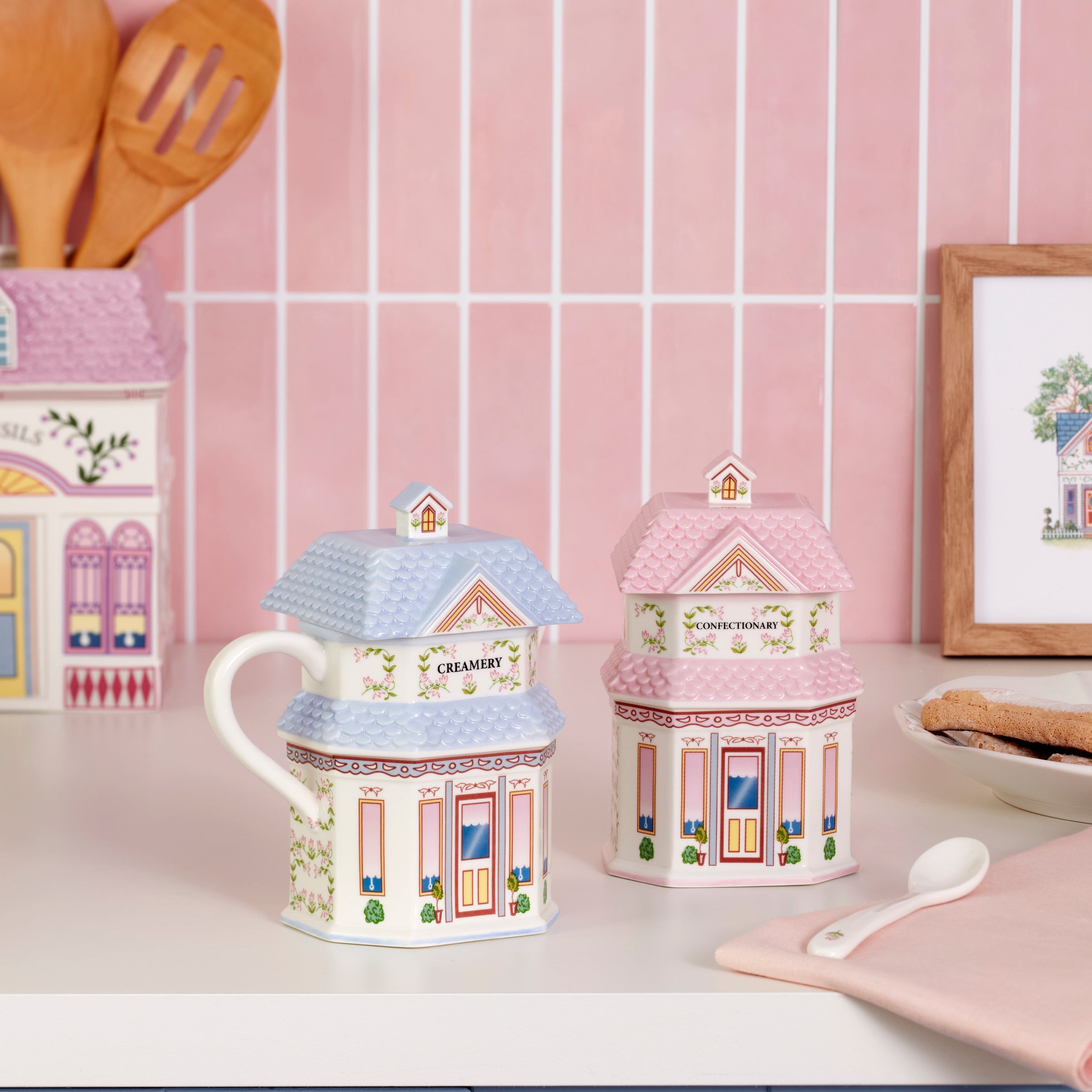 Thekbunny Spice Village Sugar & Creamer Set