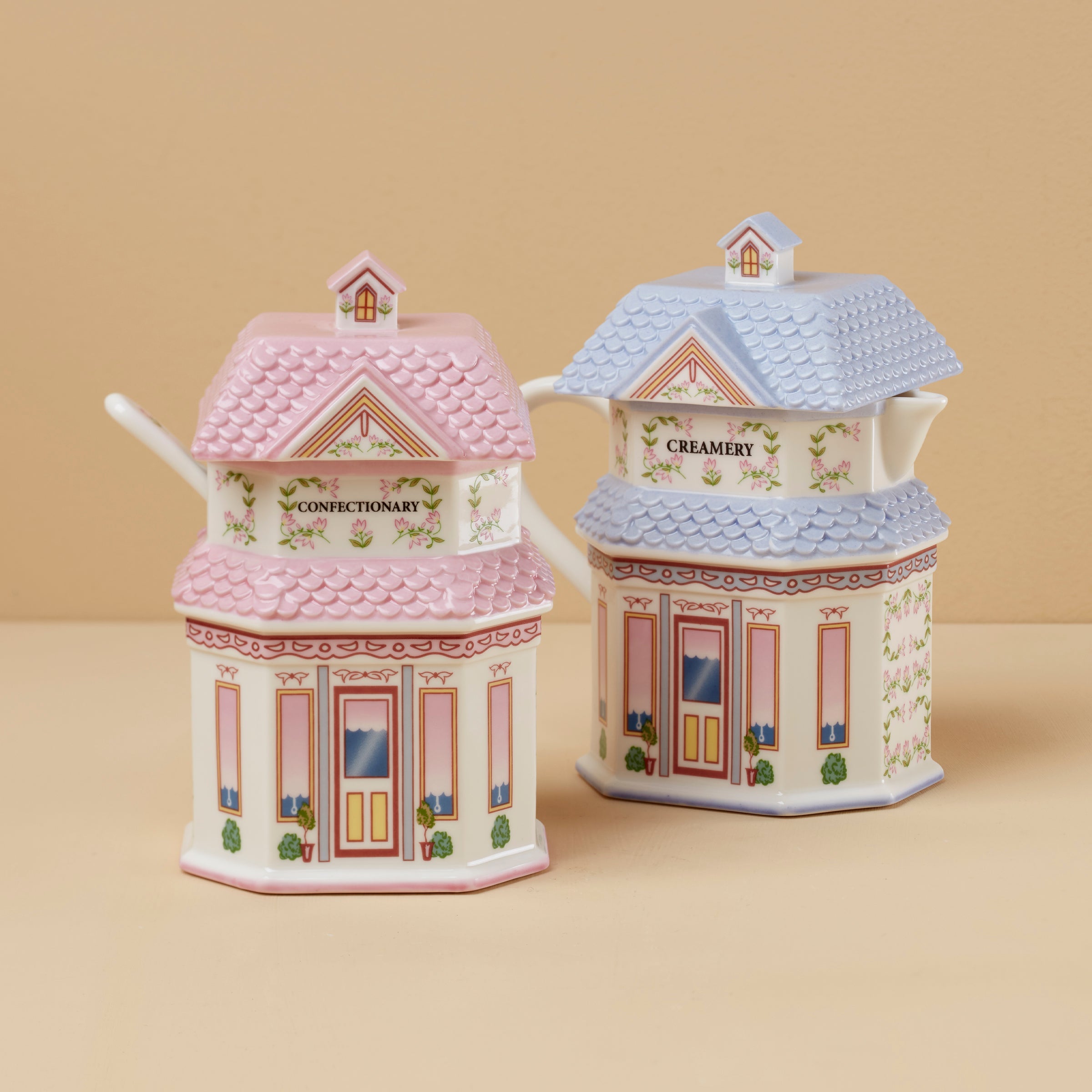 Thekbunny Spice Village Sugar & Creamer Set